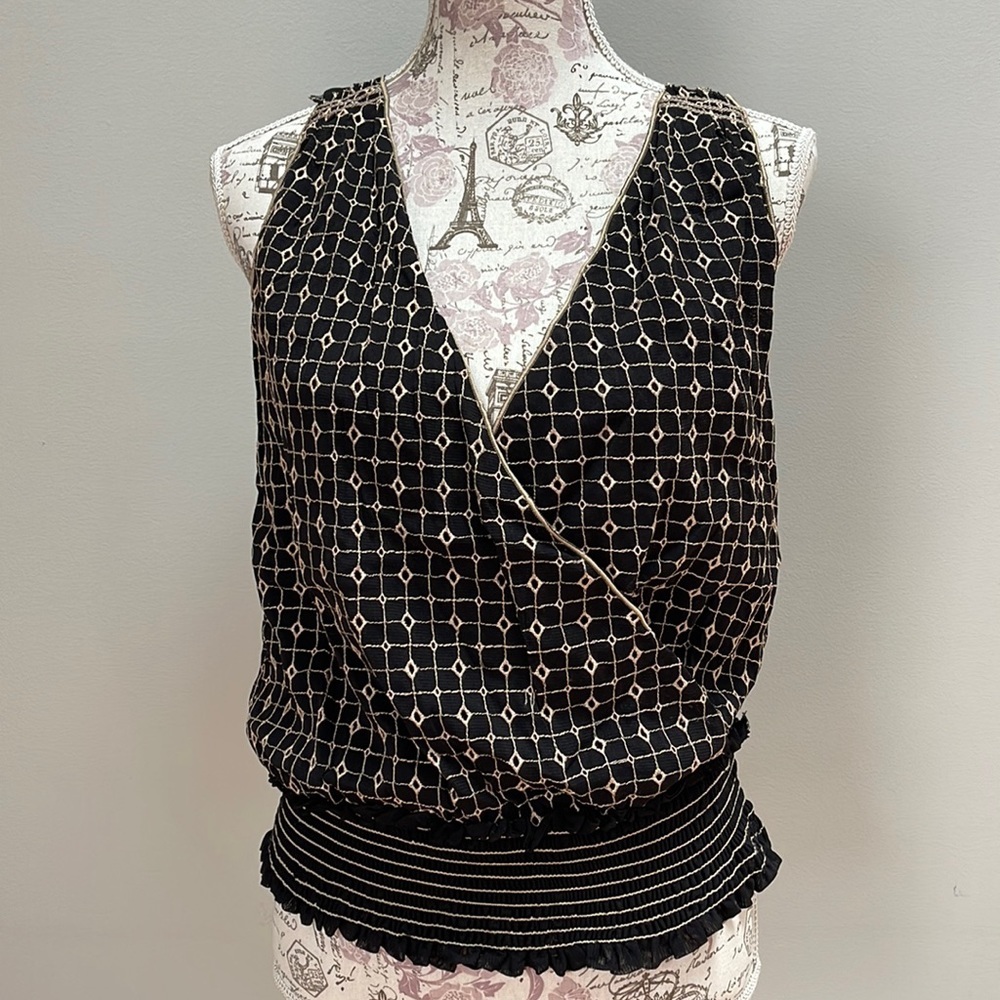 Studio M Black Medium Wrap Tank